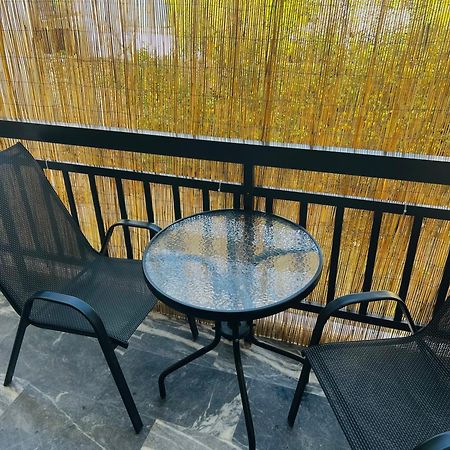 Central House Karistos カリストス エクステリア 写真