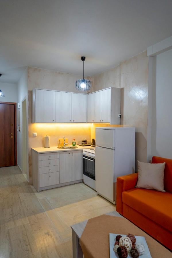 Central House Karistos カリストス エクステリア 写真