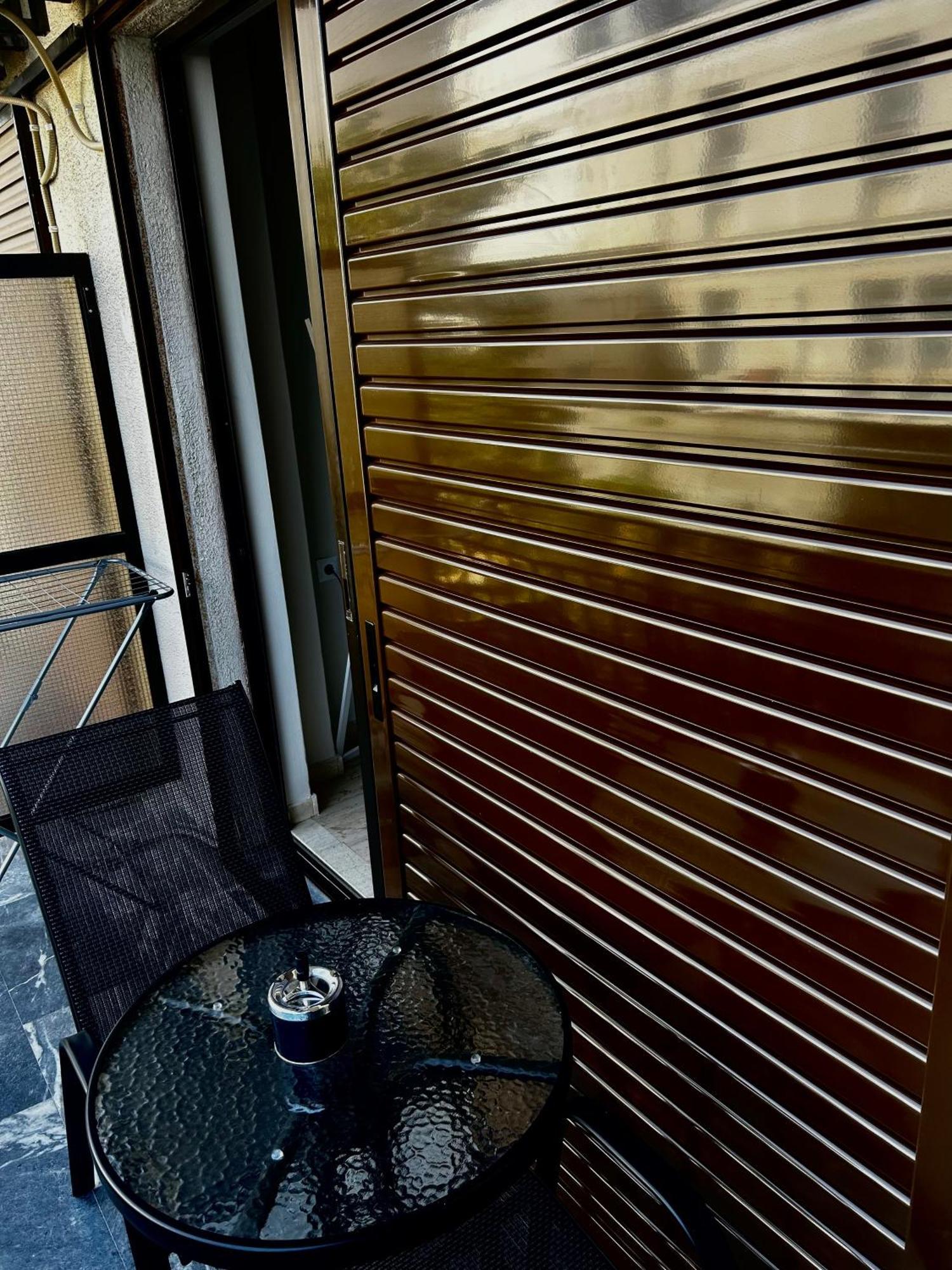 Central House Karistos カリストス エクステリア 写真