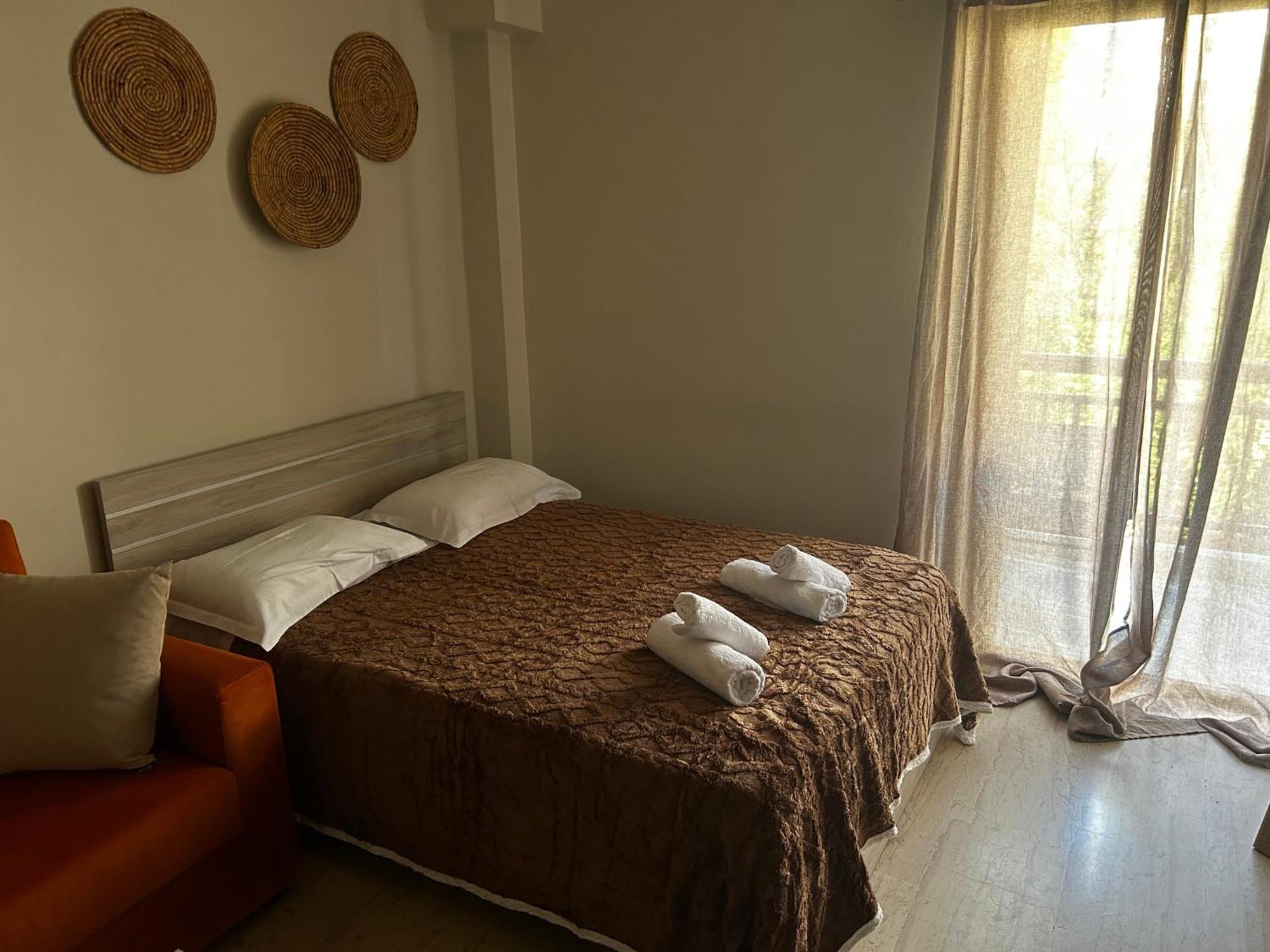Central House Karistos カリストス エクステリア 写真